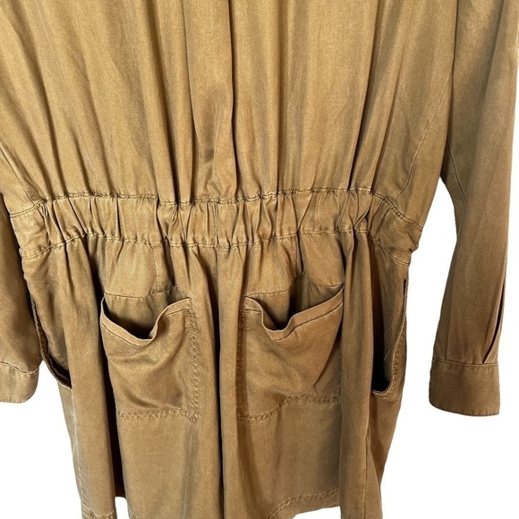 Banana Republic Utility Romper Long Sleeved in Olive Green Size 10 - Picture 4 of 16